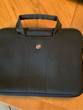 SwissGear Black Soft Laptop Carry Sleeve with Top Handles